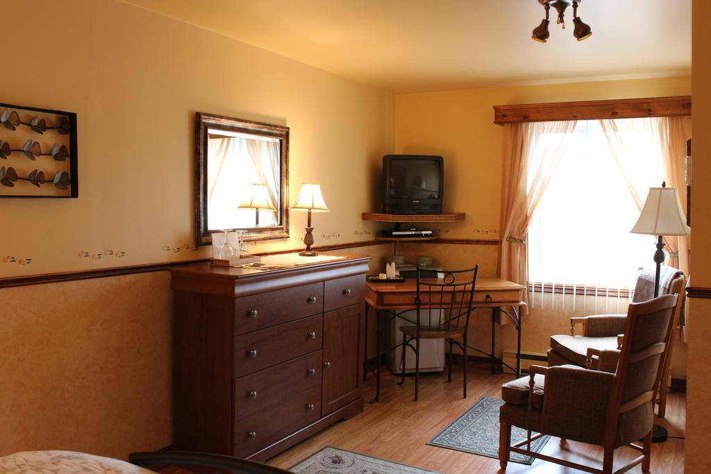 La Maison Dufour & Bouchard Bed & Breakfast La Malbaie Exterior photo