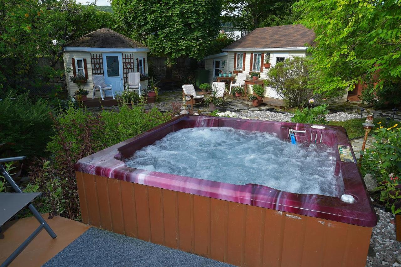 La Maison Dufour & Bouchard Bed & Breakfast La Malbaie Exterior photo